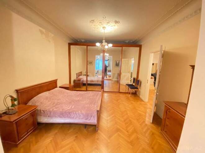 İcarəyə verilir 3 otaqlı köhnə tikili 110 m², Sahil m., photo 13 from 18