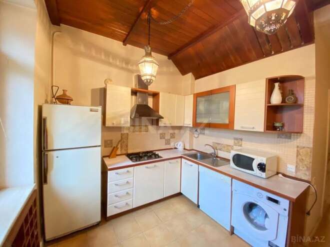 İcarəyə verilir 3 otaqlı köhnə tikili 110 m², Sahil m., photo 5 from 18