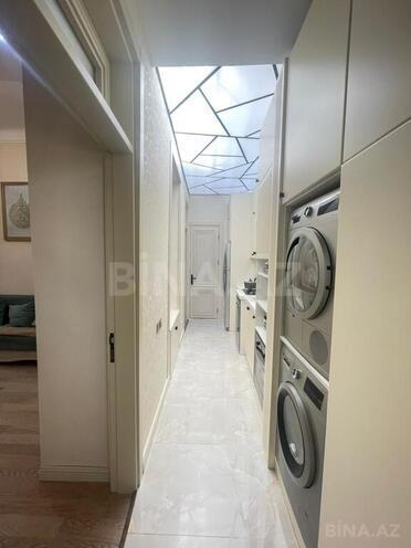 Продаётся 4-комн. вторичка 90 м², м. Низами, photo 20 from 27