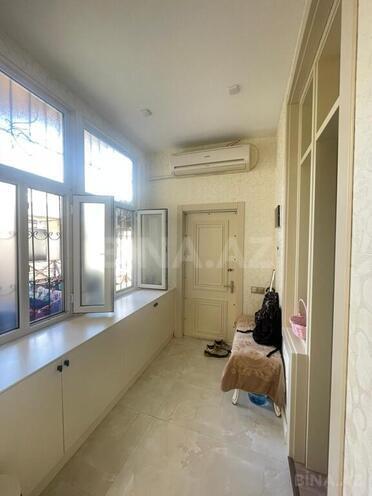 Продаётся 4-комн. вторичка 90 м², м. Низами, photo 19 from 27