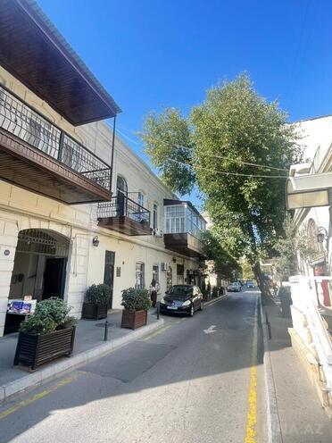 Продаётся 4-комн. вторичка 90 м², м. Низами, photo 4 from 27