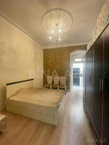 Продаётся 4-комн. вторичка 90 м², м. Низами, photo 13 from 27