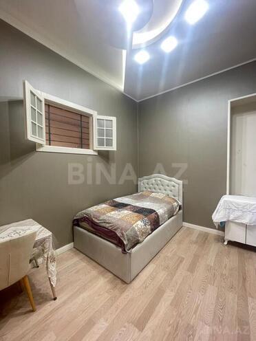 Продаётся 4-комн. вторичка 90 м², м. Низами, photo 11 from 27