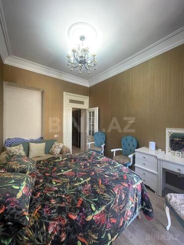 Продаётся 4-комн. вторичка 90 м², м. Низами, photo 16 from 27