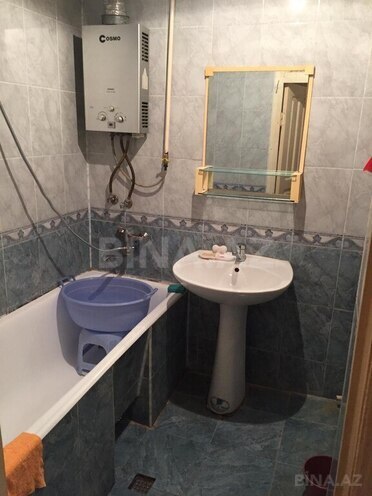 Satılır 3 otaqlı köhnə tikili 75 m², Yeni Günəşli q., photo 7 from 10