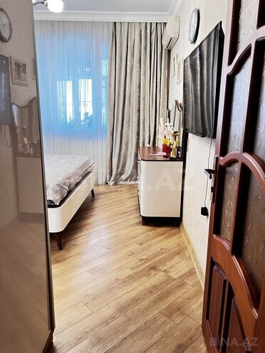 Продаётся 2-комн. вторичка 64 м², Бинагадинский р., photo 15 from 32