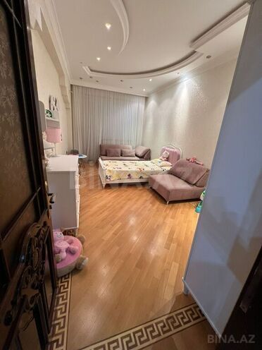 Продаётся 4-комн. новостройка 220 м², м. Гянджлик, photo 9 from 17