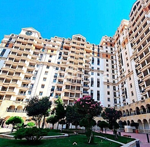 Продаётся 4-комн. новостройка 200 м², м. Низами, photo 1 from 28