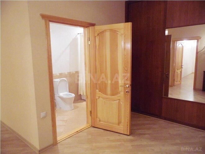 Продаётся 3-комн. новостройка 136 м², м. Низами, photo 12 from 15
