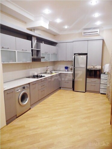 Продаётся 3-комн. новостройка 136 м², м. Низами, photo 11 from 15