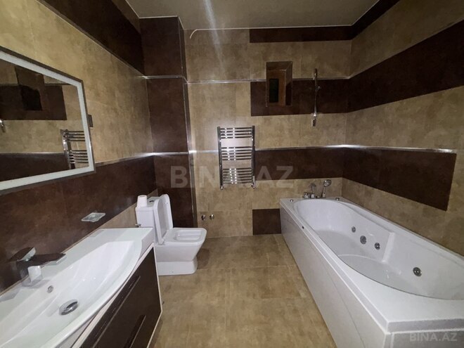 Satılır 6 otaqlı həyət evi/bağ evi 350 m², Qaraçuxur q., photo 14 from 16