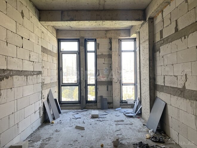 Продаётся 3-комн. новостройка 154 м², м. Низами, photo 4 from 14