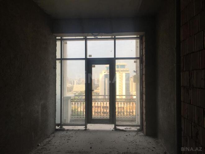Продаётся 4-комн. новостройка 250 м², м. Низами, photo 10 from 16