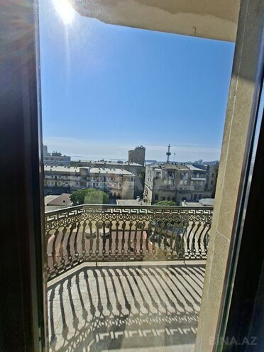 Продаётся 3-комн. новостройка 140 м², м. Сахил, photo 3 from 22