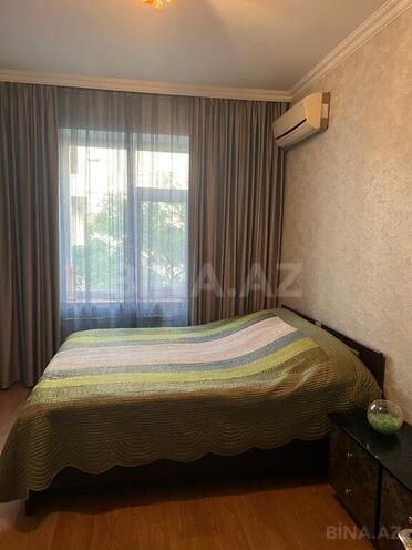 Satılır 3 otaqlı köhnə tikili 90 m², Sahil m., photo 8 from 19