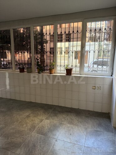 Продаётся 3-комн. вторичка 110 м², м. Низами, photo 3 from 18