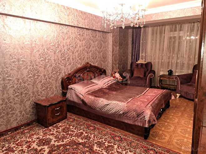 Продаётся 4-комн. вторичка 130 м², м. Элмляр Академиясы, photo 14 from 28