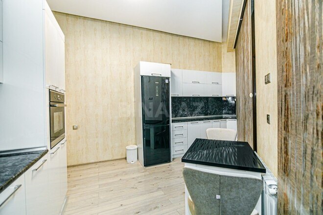 Сдаётся 3-комн. новостройка 132 м², м. 28 мая, photo 27 from 31