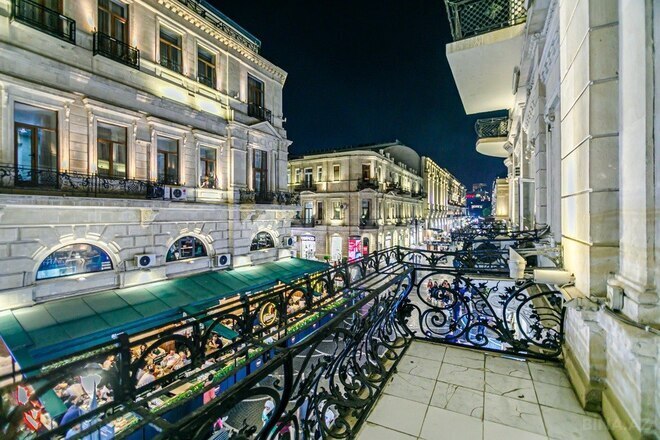 Сдаётся 5-комн. вторичка 207 м², м. Сахил, photo 3 from 32