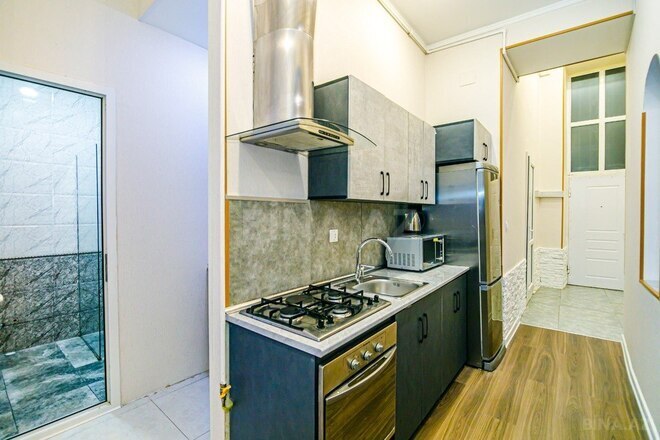 Сдаётся 5-комн. вторичка 207 м², м. Сахил, photo 28 from 32