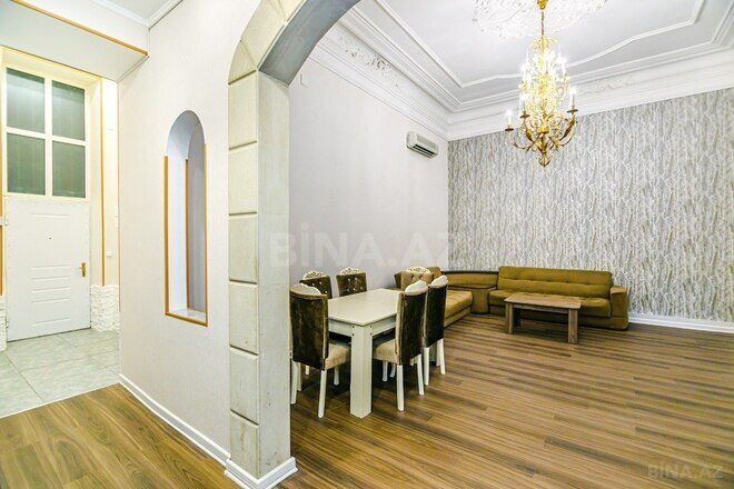 Сдаётся 5-комн. вторичка 207 м², м. Сахил, photo 24 from 32