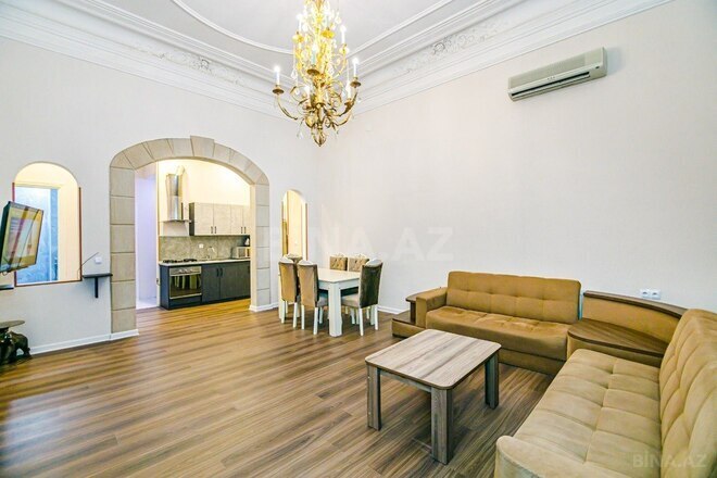 Сдаётся 5-комн. вторичка 207 м², м. Сахил, photo 19 from 32