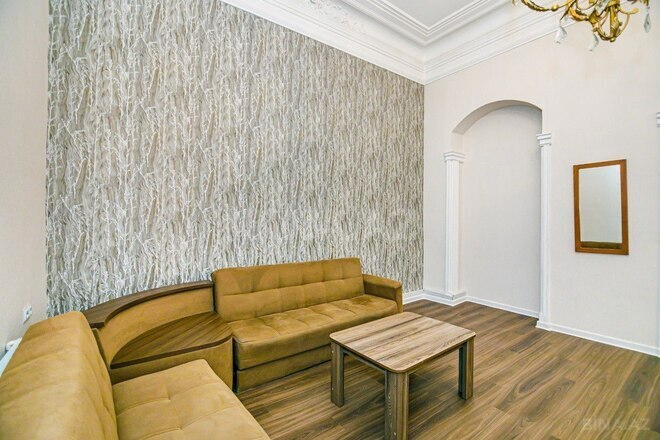 Сдаётся 5-комн. вторичка 207 м², м. Сахил, photo 13 from 32