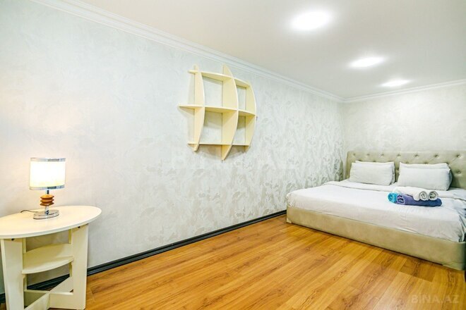 İcarəyə verilir 3 otaqlı köhnə tikili 78 m², Sahil m., photo 23 from 32