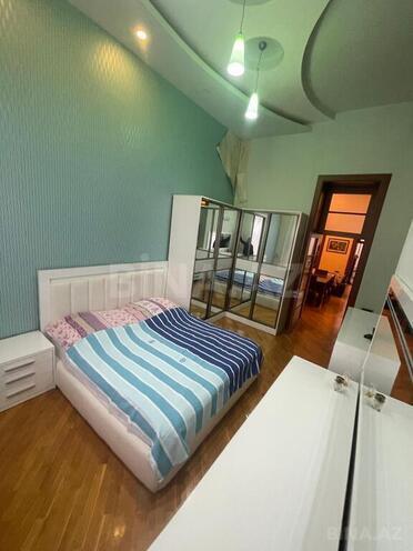 Satılır 4 otaqlı köhnə tikili 130 m², 28 May m., photo 11 from 20