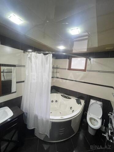 Satılır 4 otaqlı köhnə tikili 130 m², 28 May m., photo 15 from 20