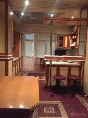 Продаётся 6-комн. вторичка 170 м², Ясамальский р., photo 15 from 22