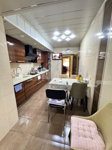 Satılır 4 otaqlı köhnə tikili 120 m², Nərimanov r., photo 14 from 26