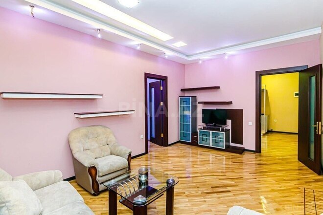 Сдаётся 3-комн. вторичка 120 м², м. Сахил, photo 9 from 17