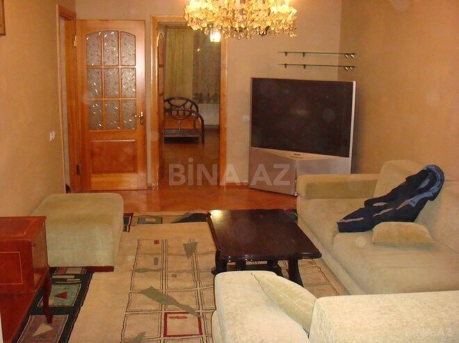 Satılır 3 otaqlı köhnə tikili 90 m², Yasamal r., photo 5 from 10