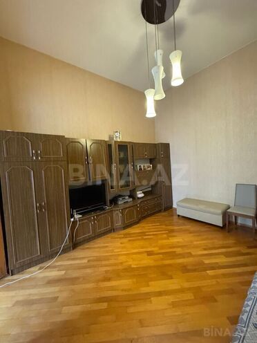 Satılır 4 otaqlı köhnə tikili 79 m², 28 May m., photo 9 from 17