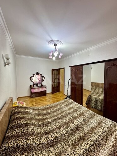 Продаётся 5-комн. вторичка 120 м², м. Ази Асланов, photo 12 from 16