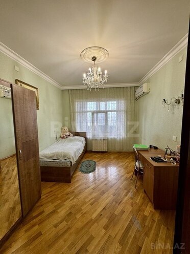 Продаётся 5-комн. вторичка 120 м², м. Ази Асланов, photo 15 from 16