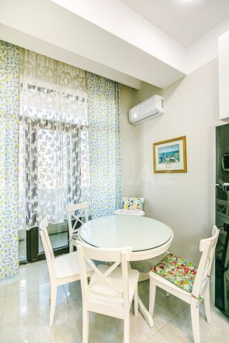 İcarəyə verilir 3 otaqlı yeni tikili 150 m², Nizami m., photo 13 from 31