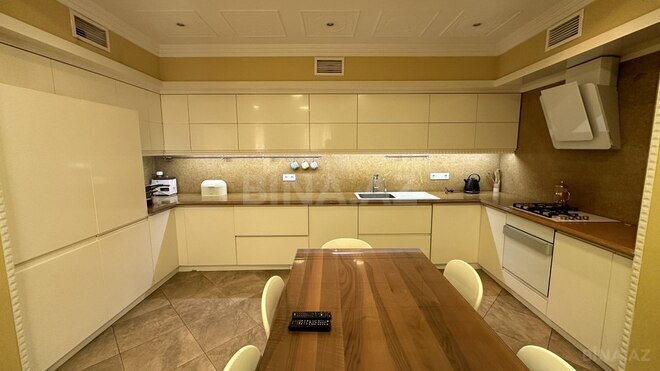 Продаётся 5-комн. вторичка 250 м², м. Сахил, photo 13 from 32