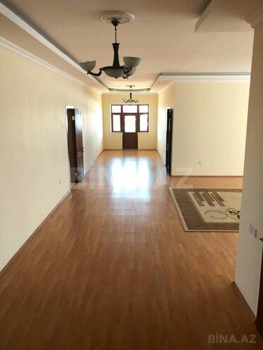 Satılır 7 otaqlı həyət evi/bağ evi 1 145 m², Novxanı q., photo 9 from 30