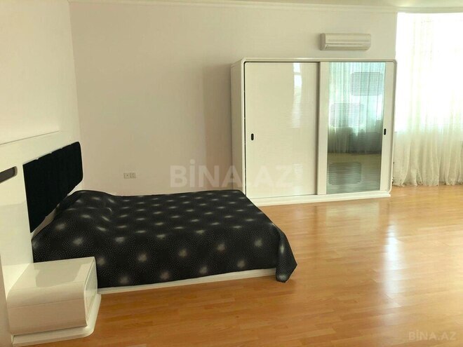 Satılır 7 otaqlı həyət evi/bağ evi 1 145 m², Novxanı q., photo 19 from 30