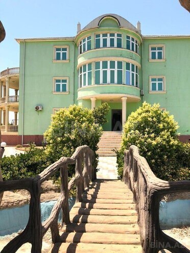 Satılır 7 otaqlı həyət evi/bağ evi 1 145 m², Novxanı q., photo 3 from 30