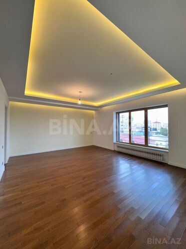 Satılır 11 otaqlı həyət evi/bağ evi 1 400 m², Badamdar q., photo 16 from 29