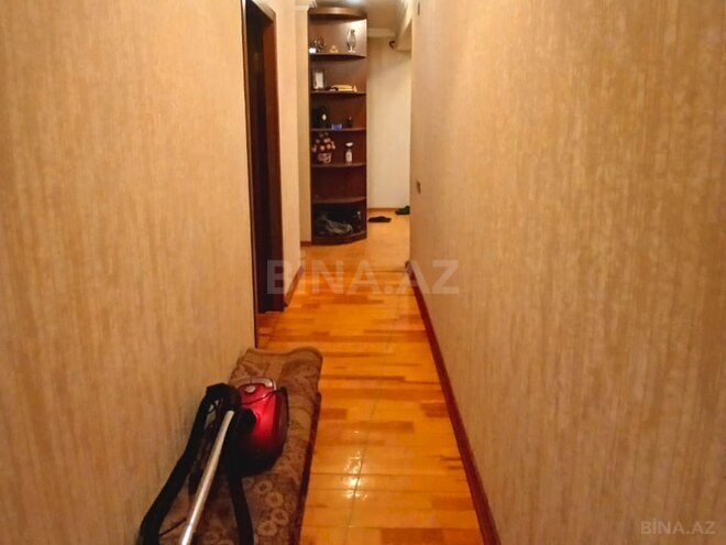 Satılır 3 otaqlı köhnə tikili 90 m², Qara Qarayev m., photo 17 from 32