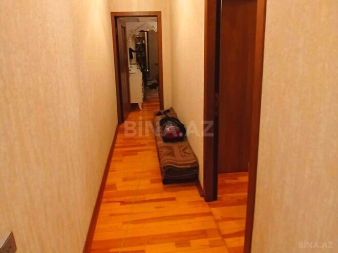 Satılır 3 otaqlı köhnə tikili 90 m², Qara Qarayev m., photo 14 from 32