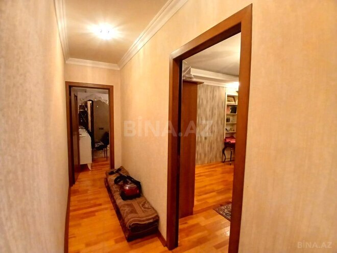 Satılır 3 otaqlı köhnə tikili 90 m², Qara Qarayev m., photo 16 from 32