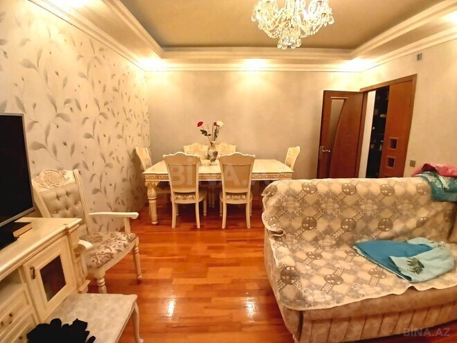 Satılır 3 otaqlı köhnə tikili 90 m², Qara Qarayev m., photo 5 from 32