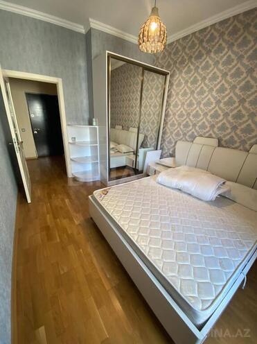 Продаётся 2-комн. новостройка 52 м², м. Кара Караев, photo 9 from 14