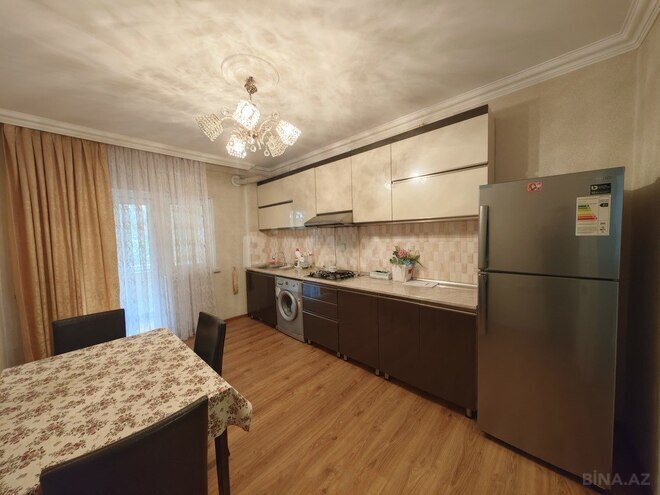 Satılır 2 otaqlı köhnə tikili 60 m², Bakıxanov q., photo 10 from 17