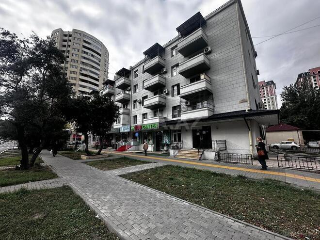 Продаётся 3-комн. вторичка 80 м², м. Элмляр Академиясы, photo 1 from 16